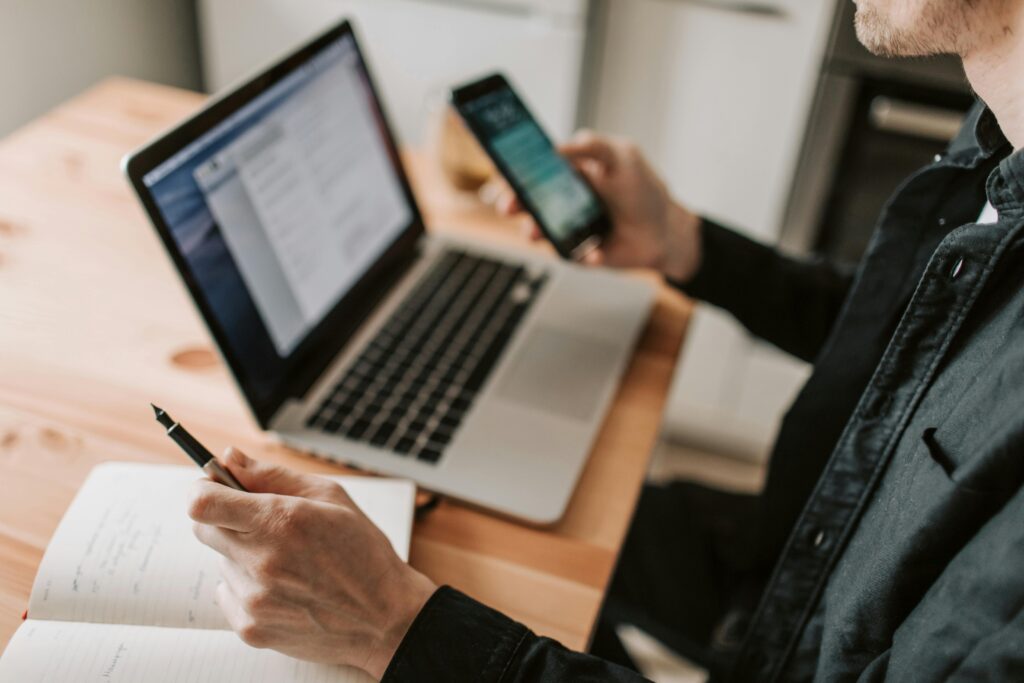 South African business owner working remotely using project management software